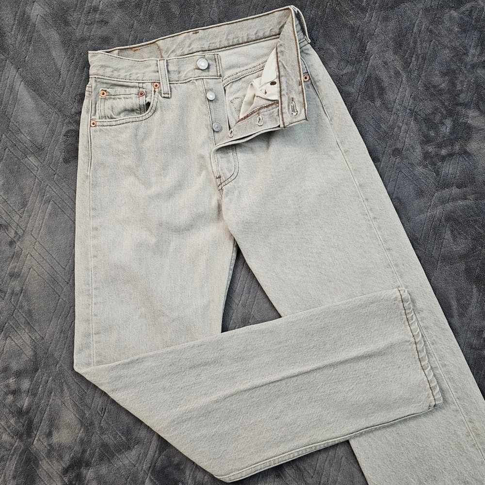 Levis 501 Jeans Womens (28) 26x29.5 Light Gray Straight Leg Vintage 90s USA